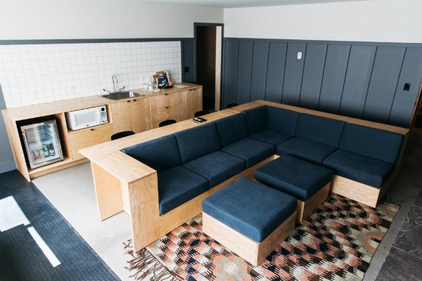 The Coachman Hotel image 24