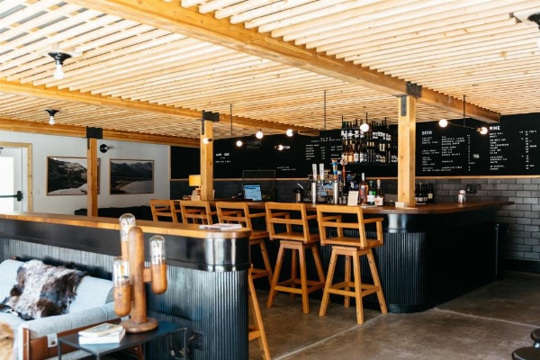 The Coachman Hotel image 7